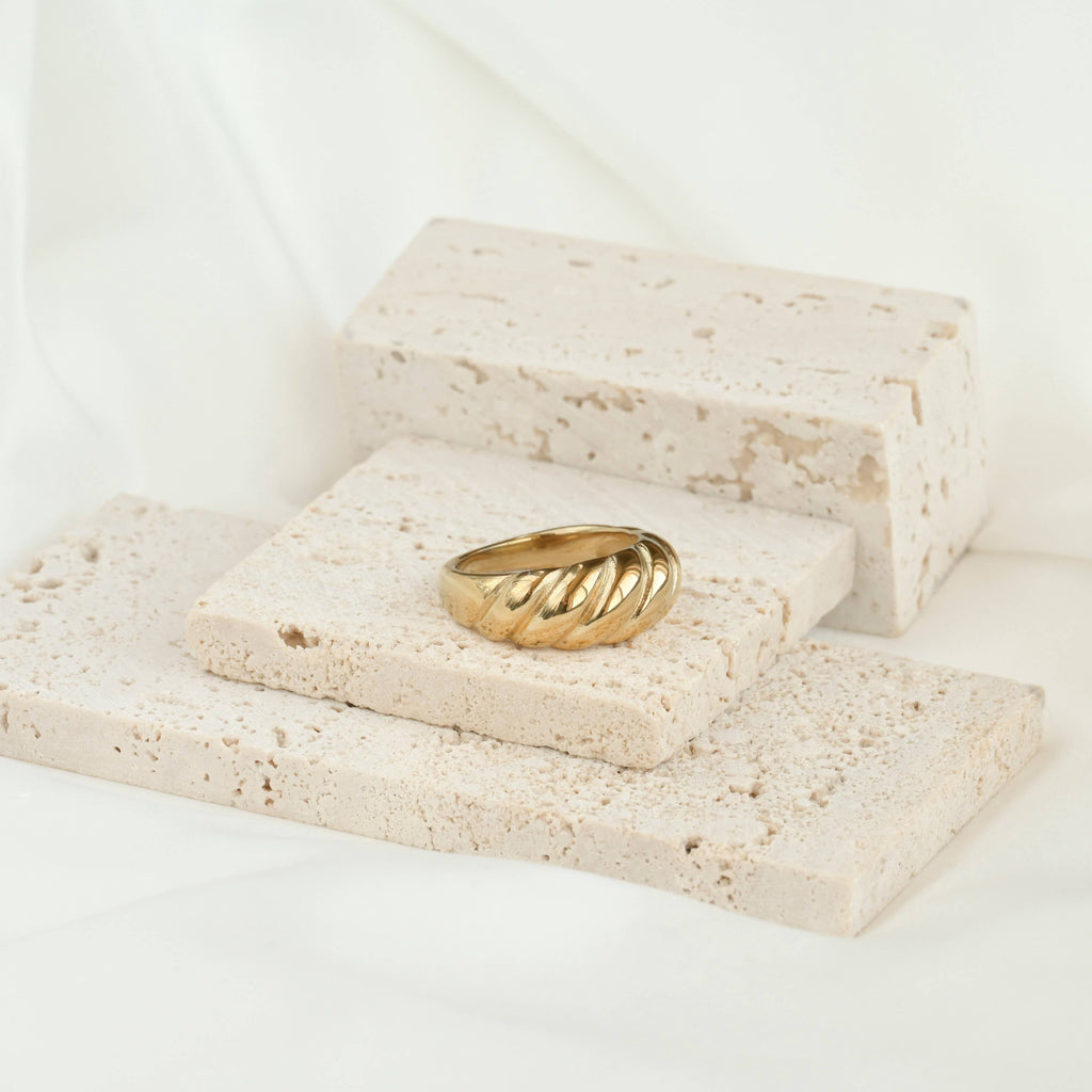 18k Gold Dome Rings  | 2 Size Options
